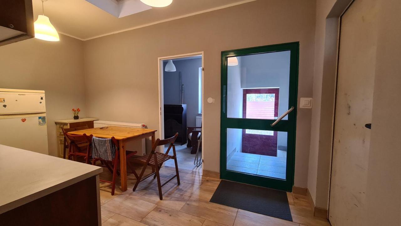 Urocze Apartamenty Na Wsi Goledzinow Luaran gambar