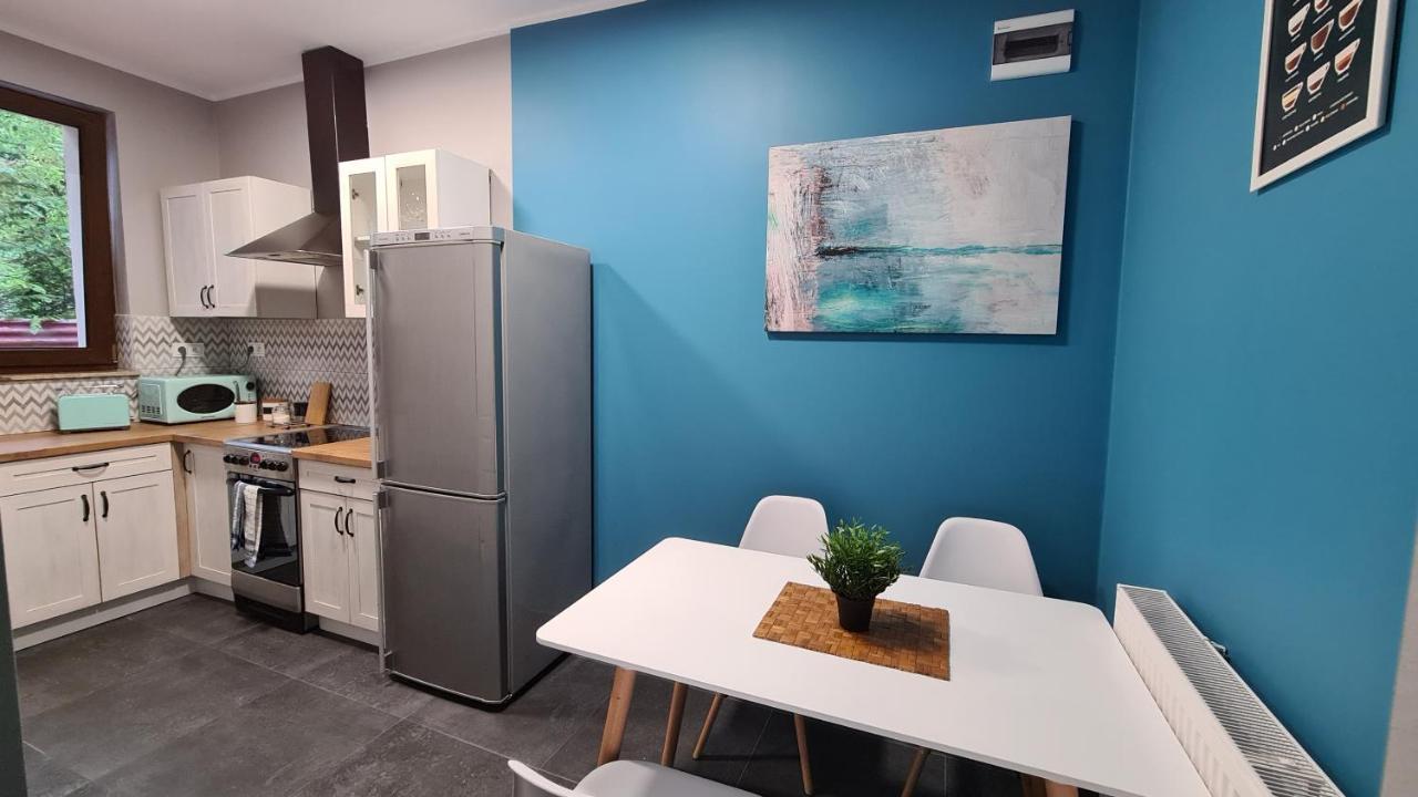 Urocze Apartamenty Na Wsi Goledzinow Luaran gambar